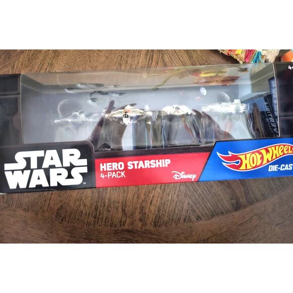 Star Wars/Hot Wheels HERO STARSHIP 4 pack  DIE CAST - Picture 6 of 8